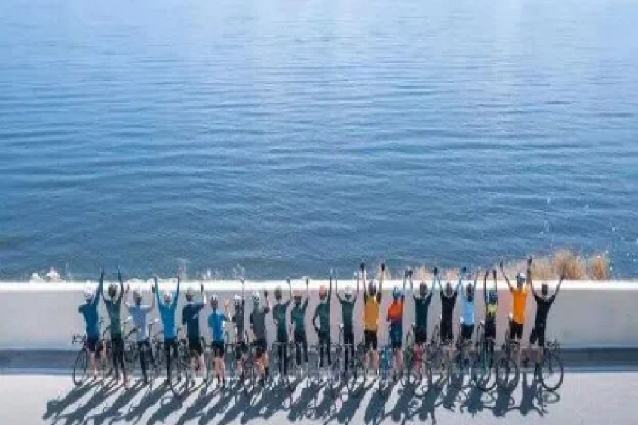 Two-Wheel Adventures: A Coastal Cycling Loop Around Hainan Island