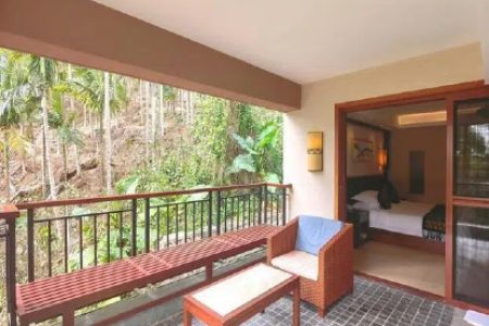 6 Days 5 Nights 4 Balls Package in Haikou, Baoting and Sanya