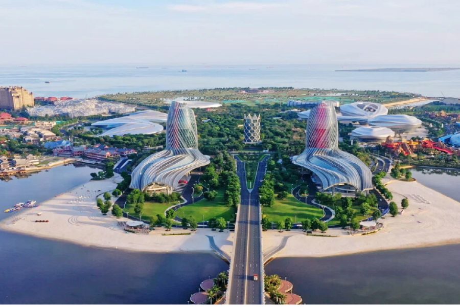 5 Days 4 Nights Discovery Tour: Explore Haikou, Flower Island & Sanya, Experience Urban, Floral & Coastal Charms.