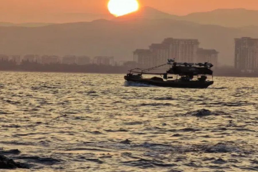 Sanya Hainan Authentic Fishing Village Tour with Seafood Lunch & Beach Time