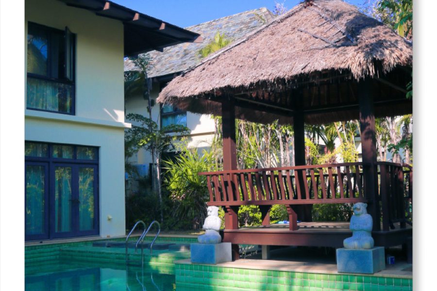 Tour to Sanya Nantian Hot Spring & Binglanggu/Li & Miao Minority Culture Park Baoting Hainan Island