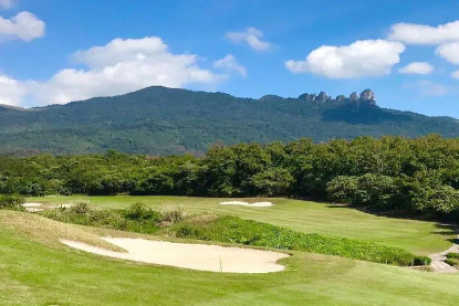 Hainan Baoting Qixianling Rainforest Golf Club