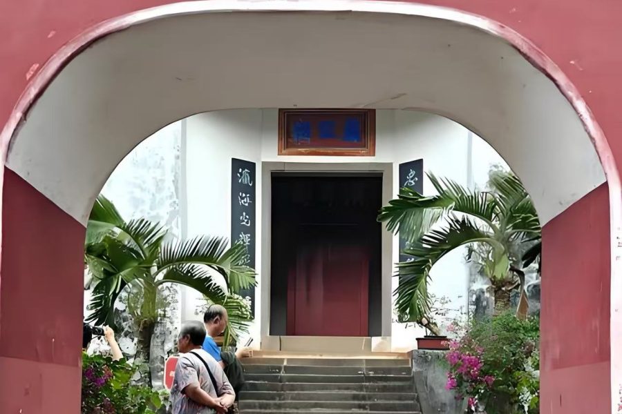 Classic Haikou to Wenchang 1-Day Inland Sightseeing Tour